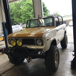 Tri City Auto Repair | The Shop And Staff Image