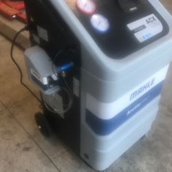 Tri City Auto Repair | The Shop And Staff Image