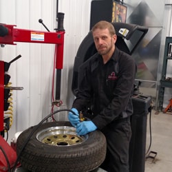 Tri City Auto Repair | The Shop And Staff Image