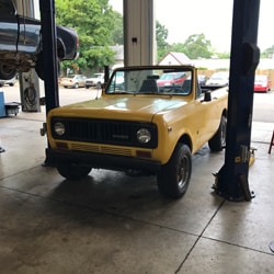 Tri City Auto Repair | The Shop And Staff Image